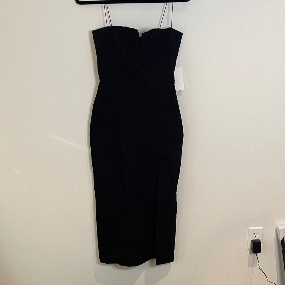 Elegant Black Spaghetti Strap Dress with Slit